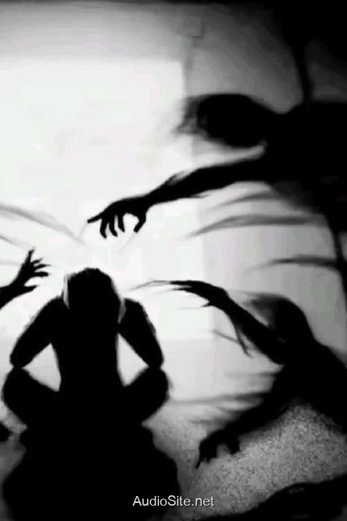 Làng Đông: Điểm Giao Của Hồn Ma Và Quỷ Ám Làng Đông: Điểm Giao Của Hồn Ma Và Quỷ Ám
